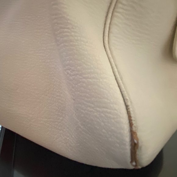 SALE 🔴 Kate Spade Satchel - Picture 3 of 10